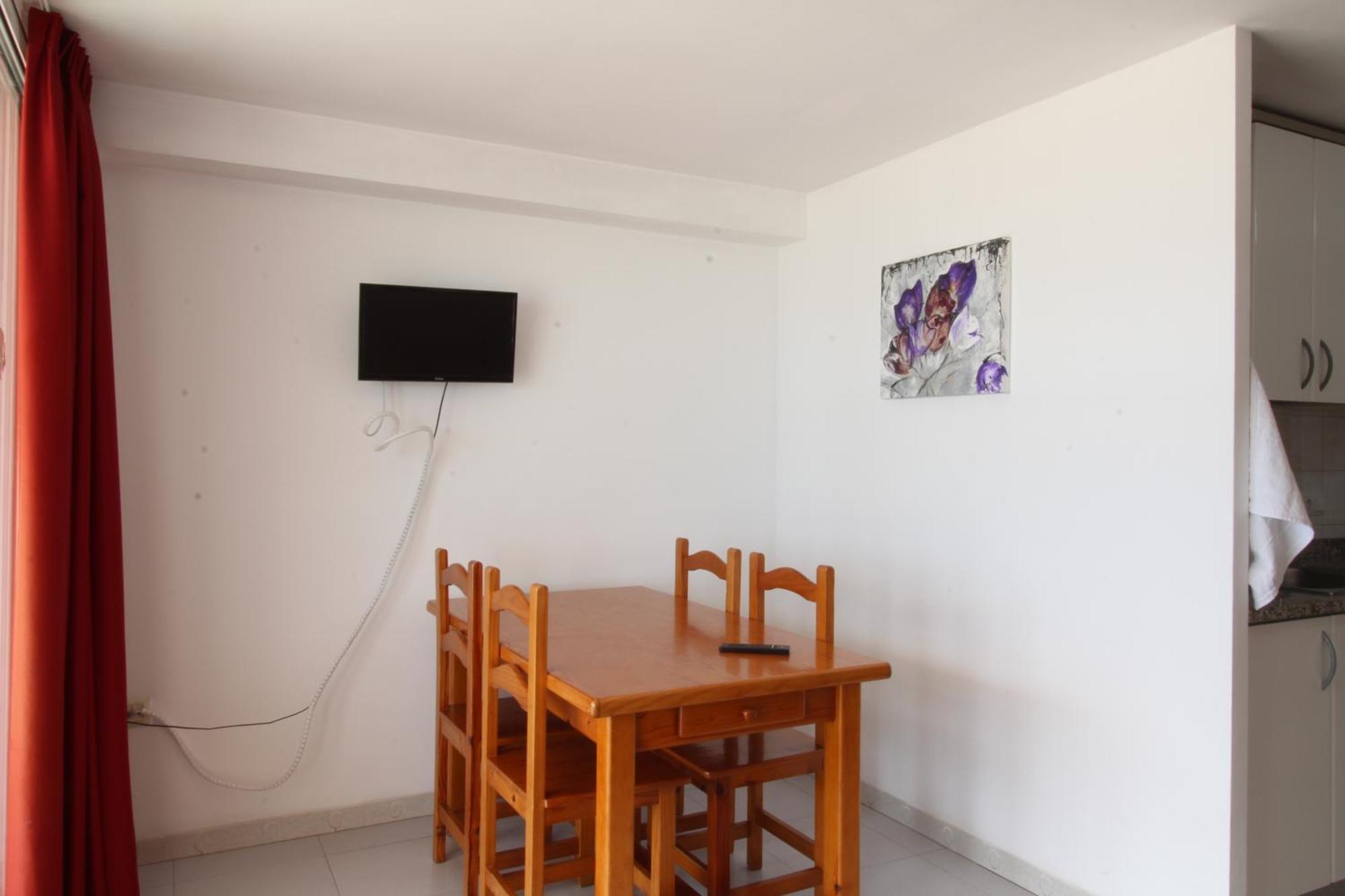 Apartaments El Sorrall Blanes Chambre photo